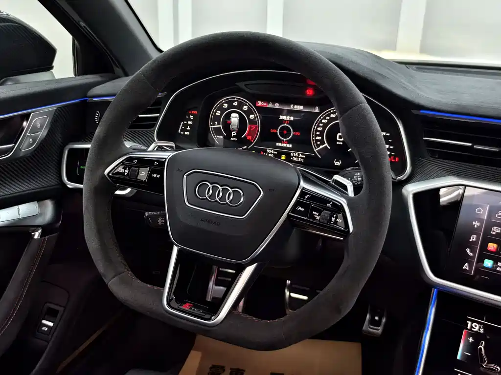 Audi RS 6 2026 — фото 10