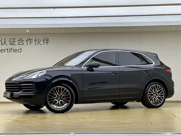 Porsche Cayenne 2022