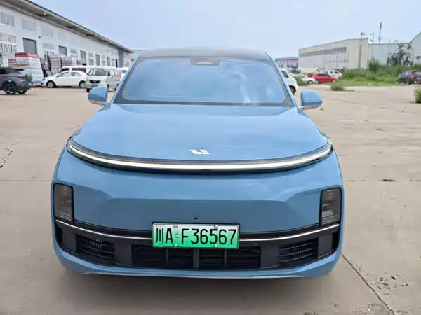 Li Auto L8 2023