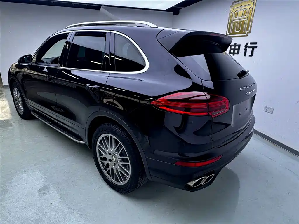 Porsche Cayenne 2016 — фото 4