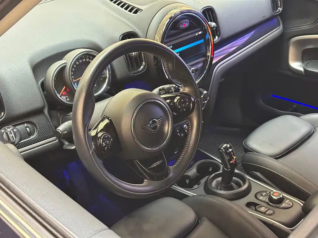 MINI Countryman 2020 — фото 9