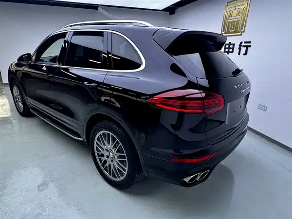 Porsche Cayenne 2016