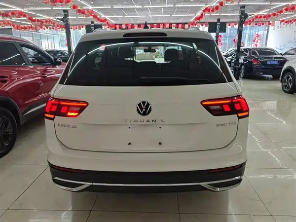 Volkswagen Tiguan L 2022