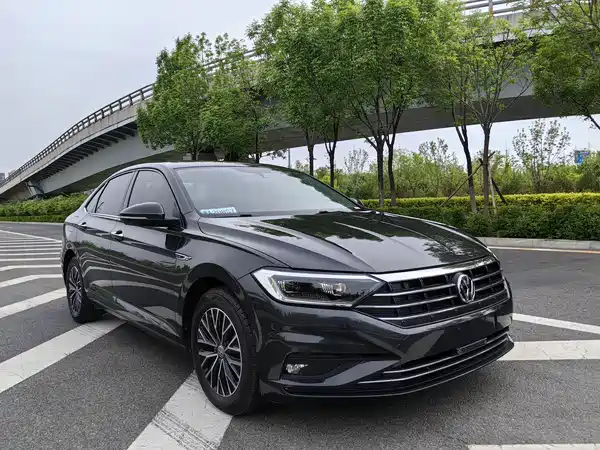 Volkswagen Sagitar 2020
