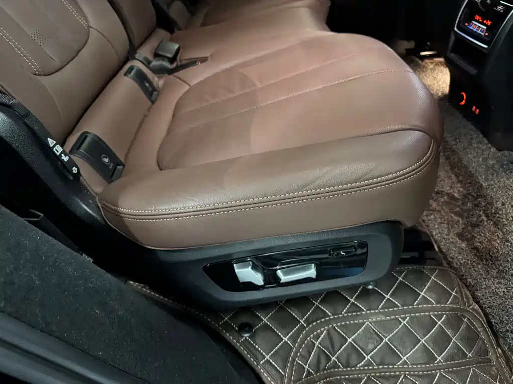 BMW X7 2022 — фото 11