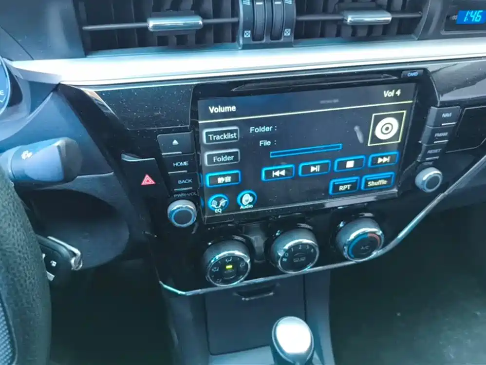 Toyota Corolla 2016 — фото 14