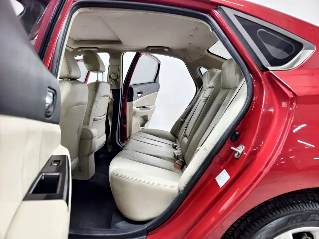 Changan Eado 2014 — фото 13