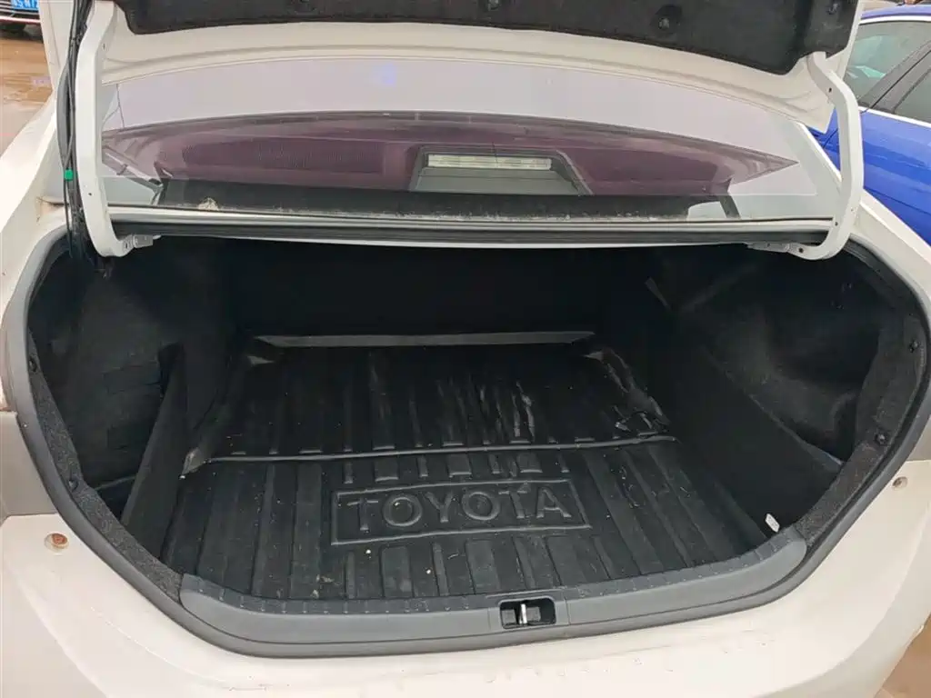 Toyota Corolla 2019 — фото 19