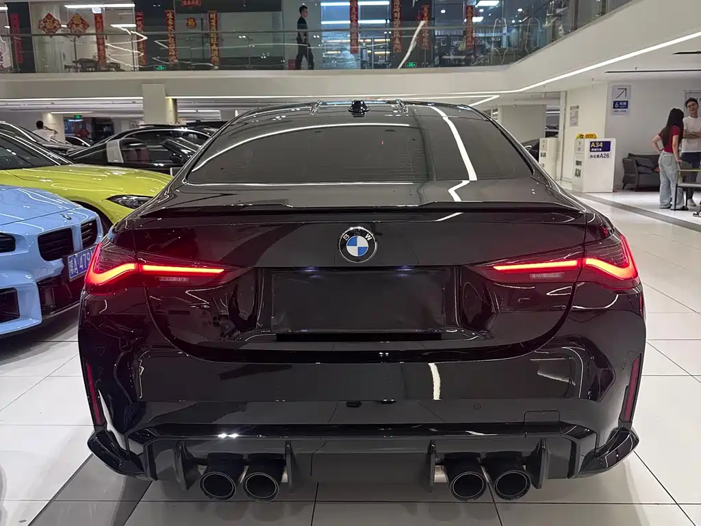BMW M4 2023 — фото 11