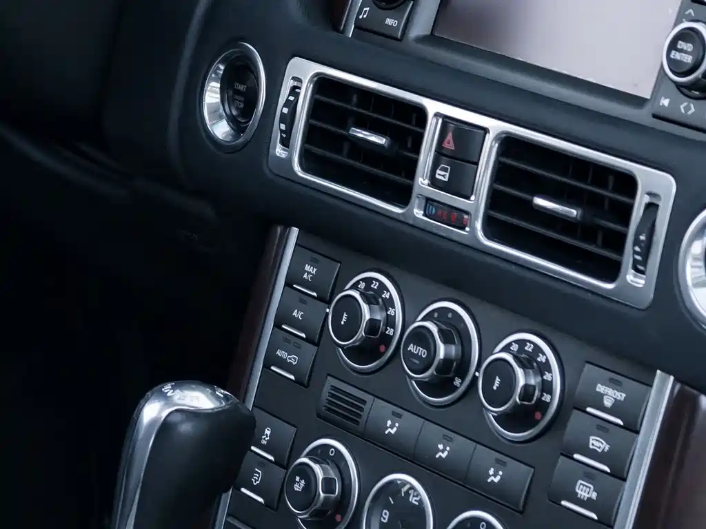 Land Rover Range Rover 2012 — фото 13