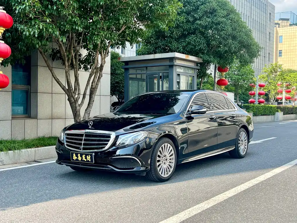 Mercedes-Benz E-Class 2017 — фото 1