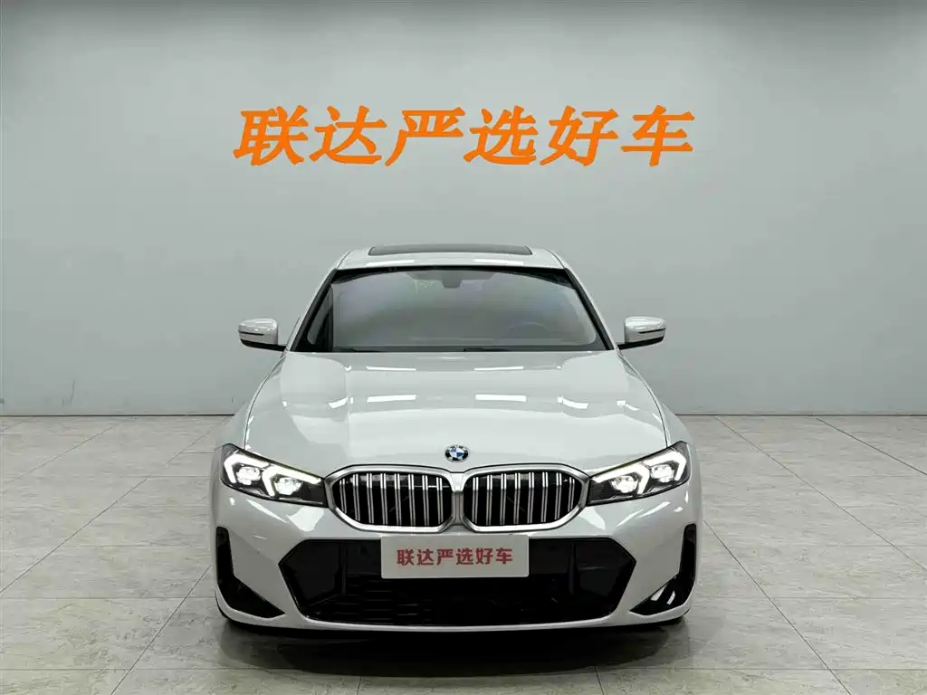 BMW 3 Series 2023 — фото 22