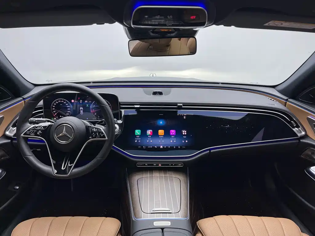 Mercedes-Benz E-Class 2024 — фото 13