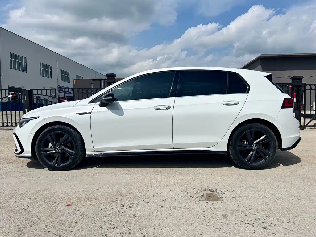 Volkswagen Golf 2022