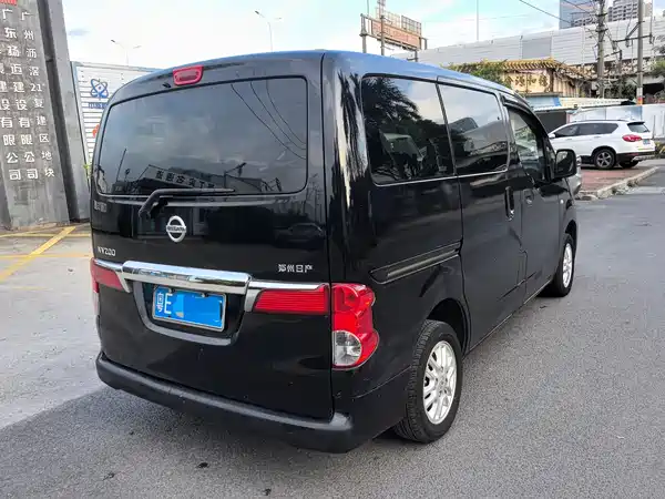 Nissan NV200 2013