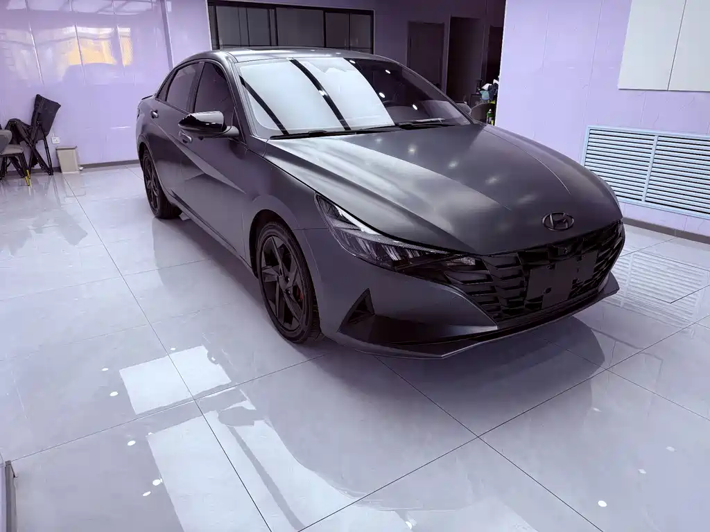 Hyundai Elantra 2022
