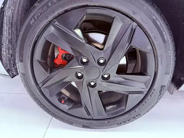 Hyundai Elantra 2022
