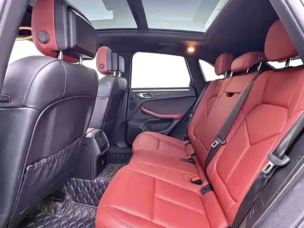 Porsche Macan 2020