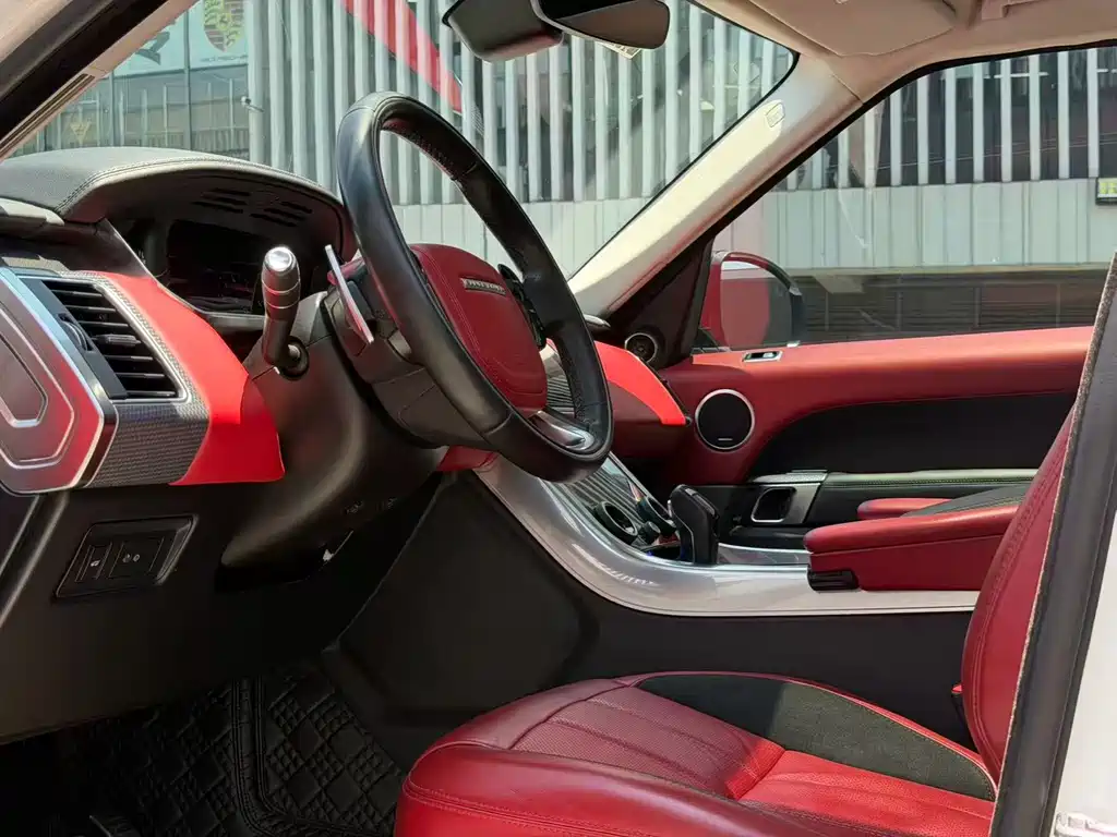Land Rover Sport 2019