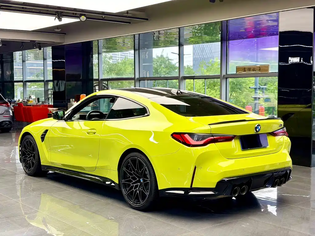 BMW M4 2023 — фото 9