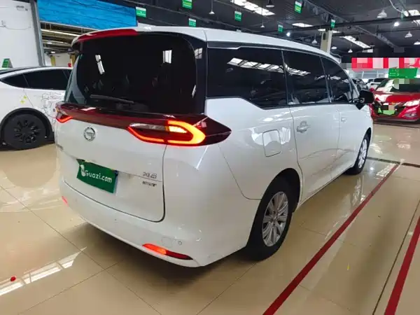 GAC Trumpchi M6 2021