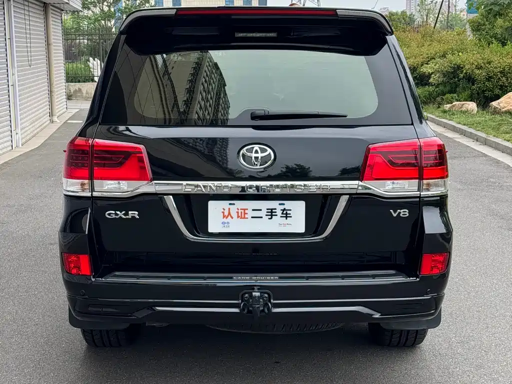 Toyota Land Cruiser 2020 — фото 5