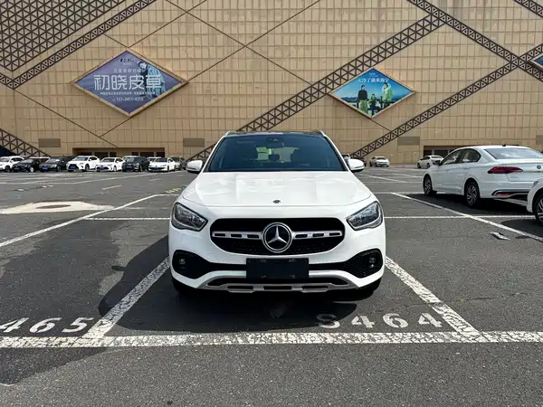 Mercedes-Benz GLA 2022