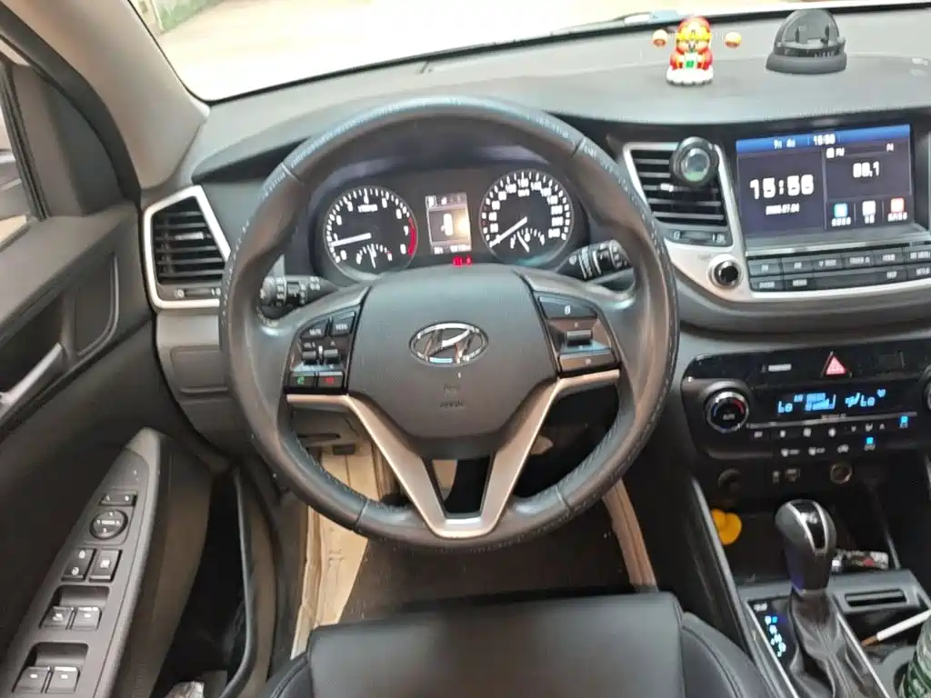 Hyundai Tucson 2016 — фото 11
