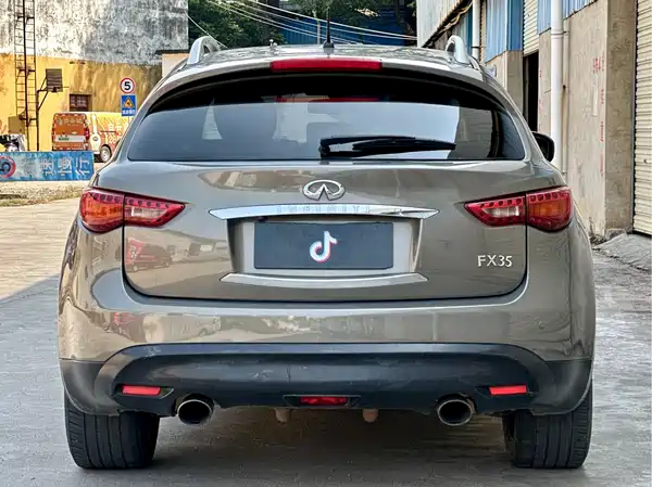 Infiniti FX 2009