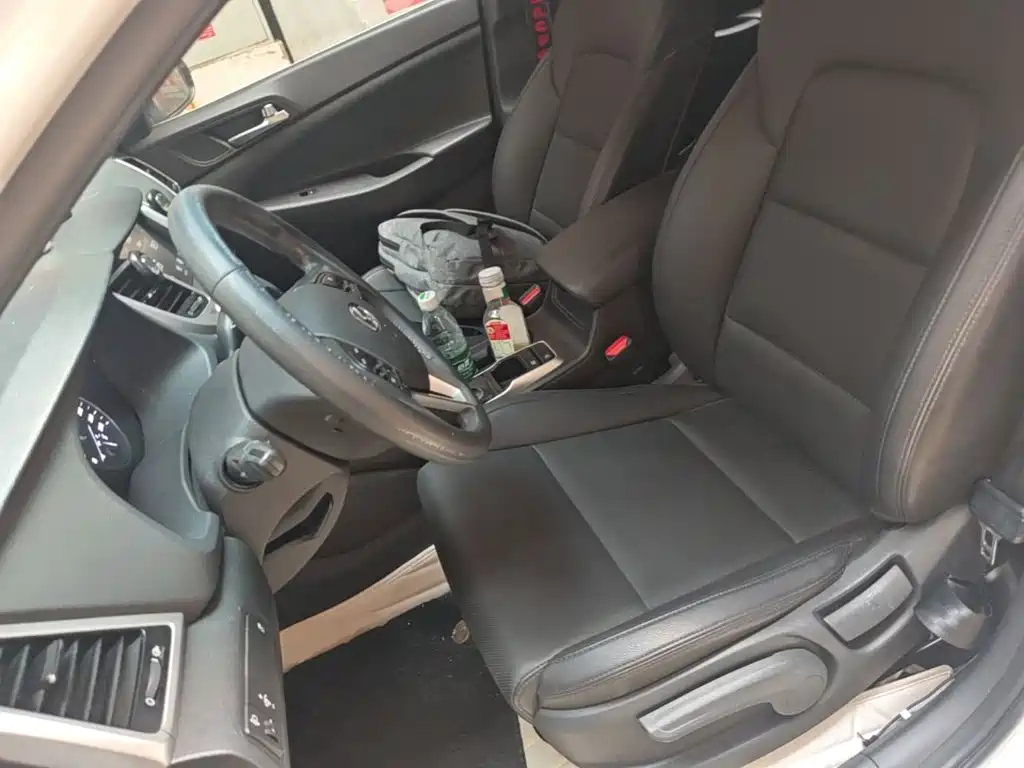 Hyundai Tucson 2016 — фото 15