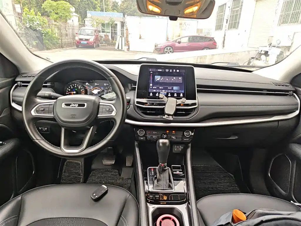 Jeep Compass 2021 — фото 6