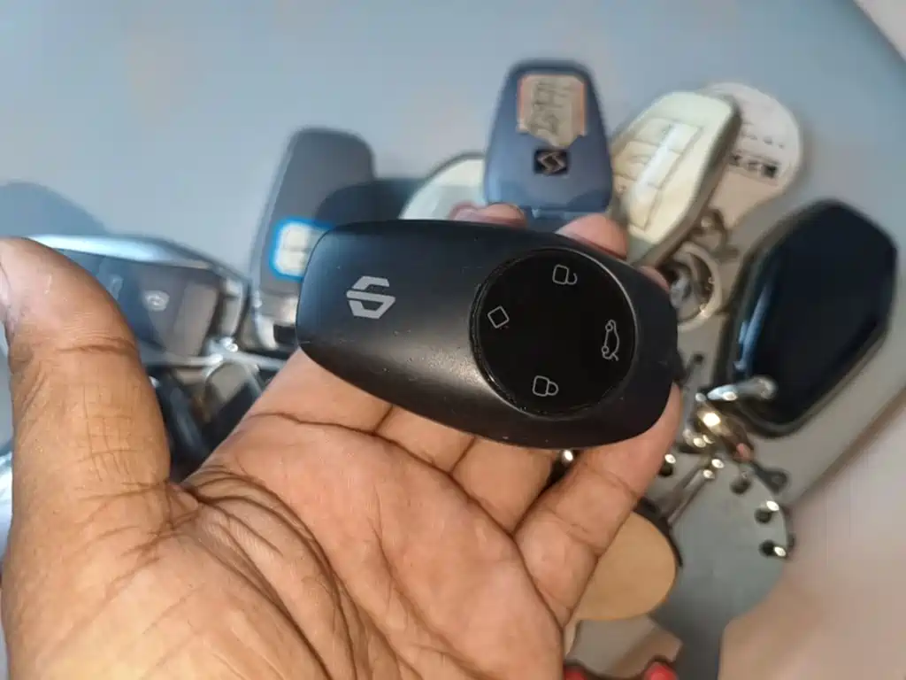 Leapmotor Zero Running T03 2024 — фото 9