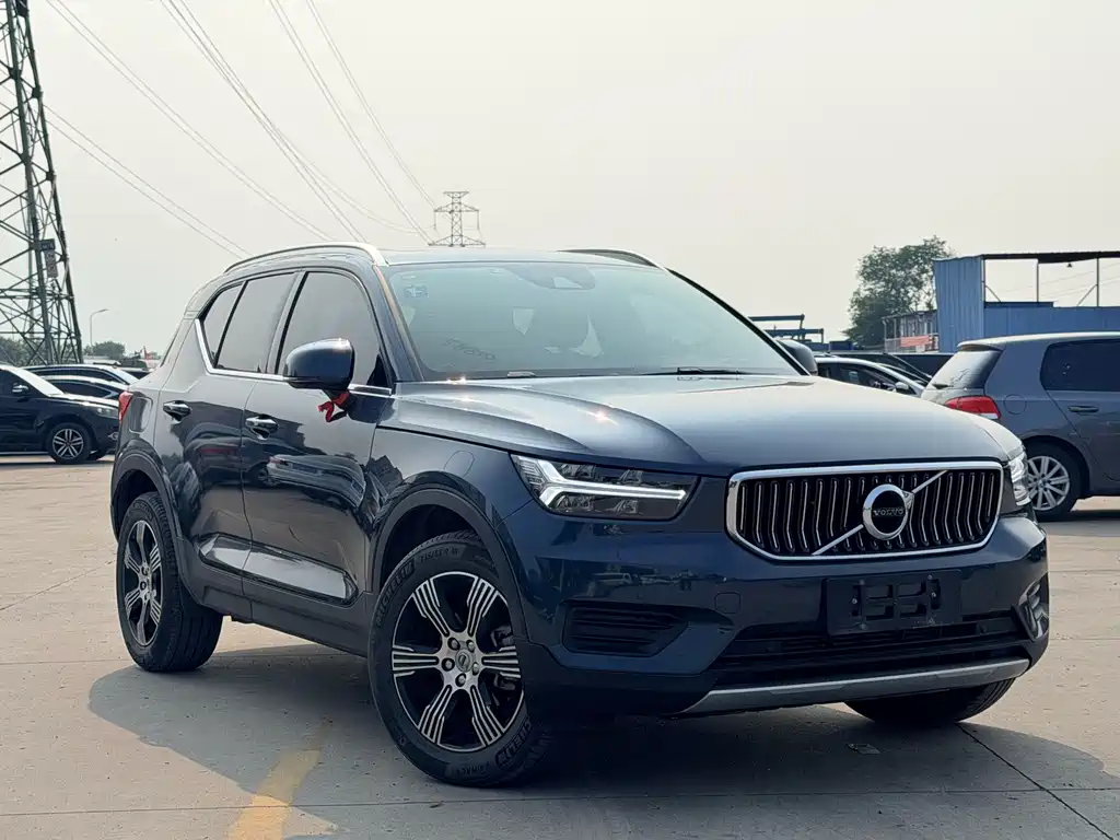 Volvo XC40 2020 — фото 3