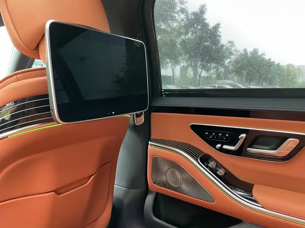 Mercedes-Benz S-Class 2024 — фото 15