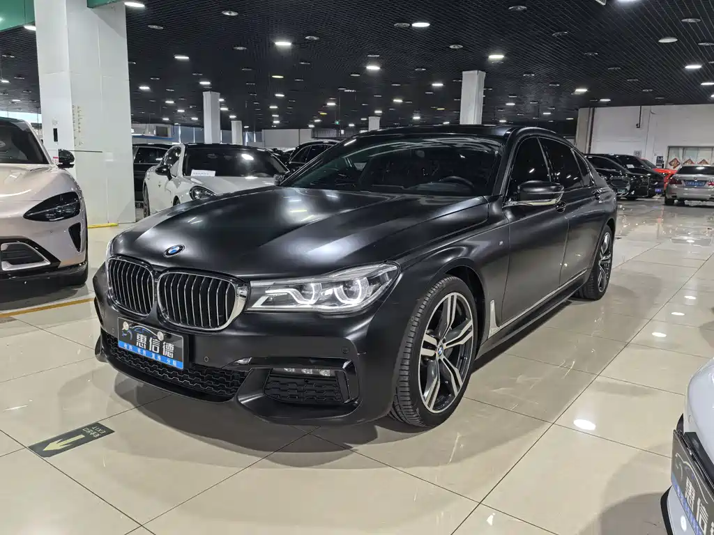 BMW 7 Series 2018 — фото 3