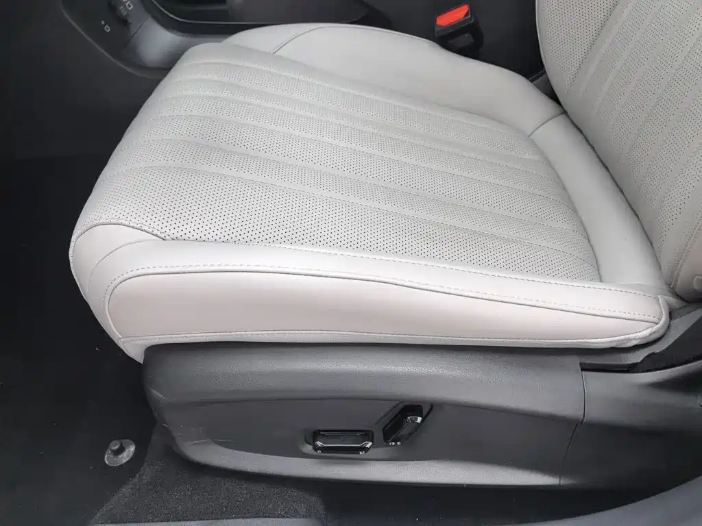 Geely Galaxy Star 6 2025 — фото 20