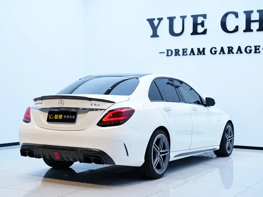 Mercedes-Benz C-Class AMG 2020 — фото 6