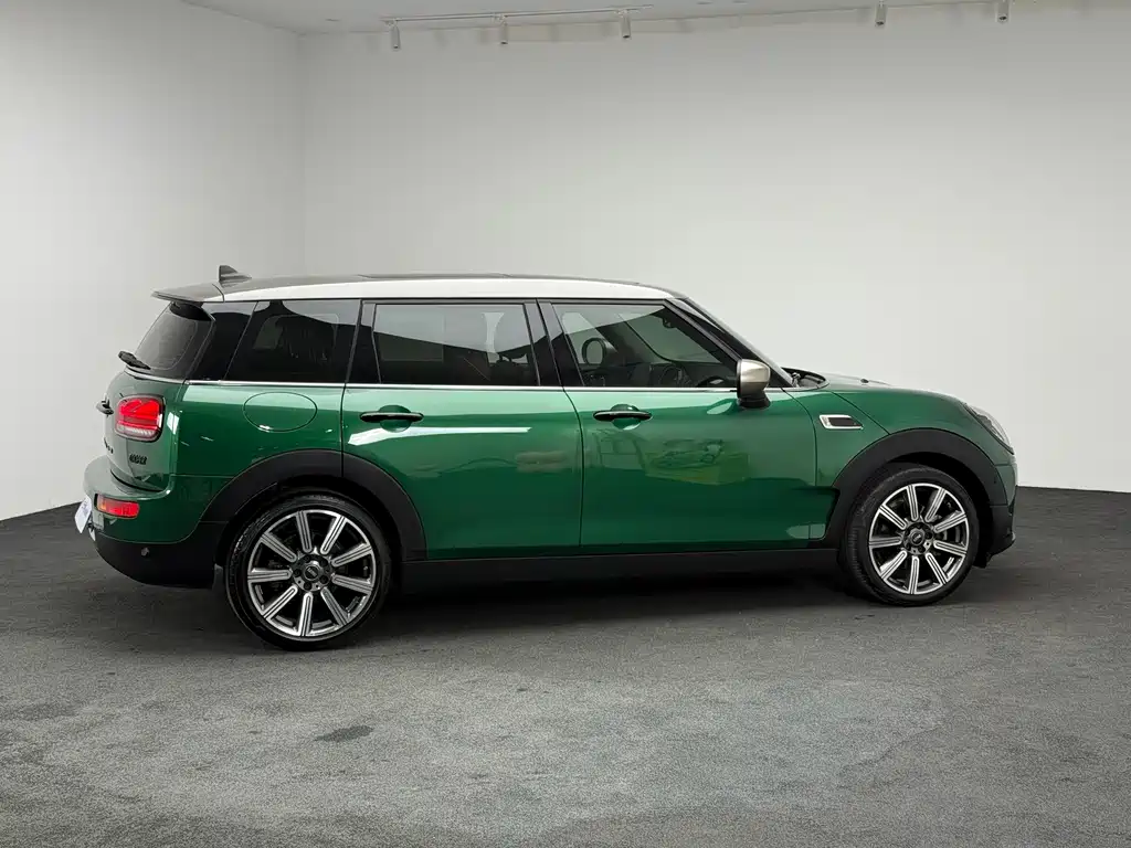MINI Clubman 2022 — фото 17