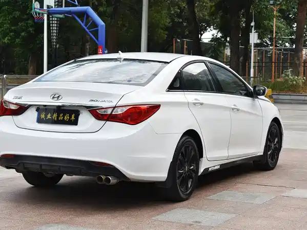 Hyundai Sonata 2012