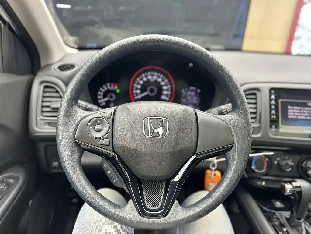 Honda Vezel 2021 — фото 10