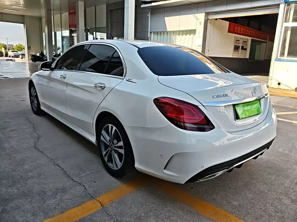 Mercedes-Benz C-Class 2019