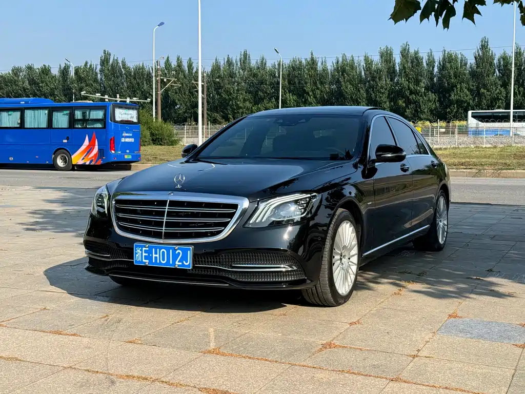 Mercedes-Benz S-Class 2020