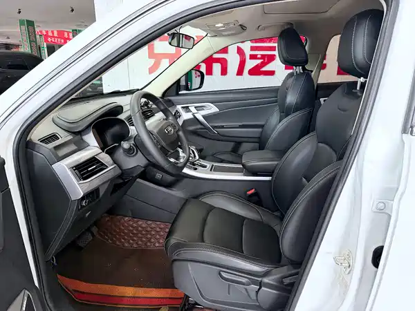 Geely Boyue 2021