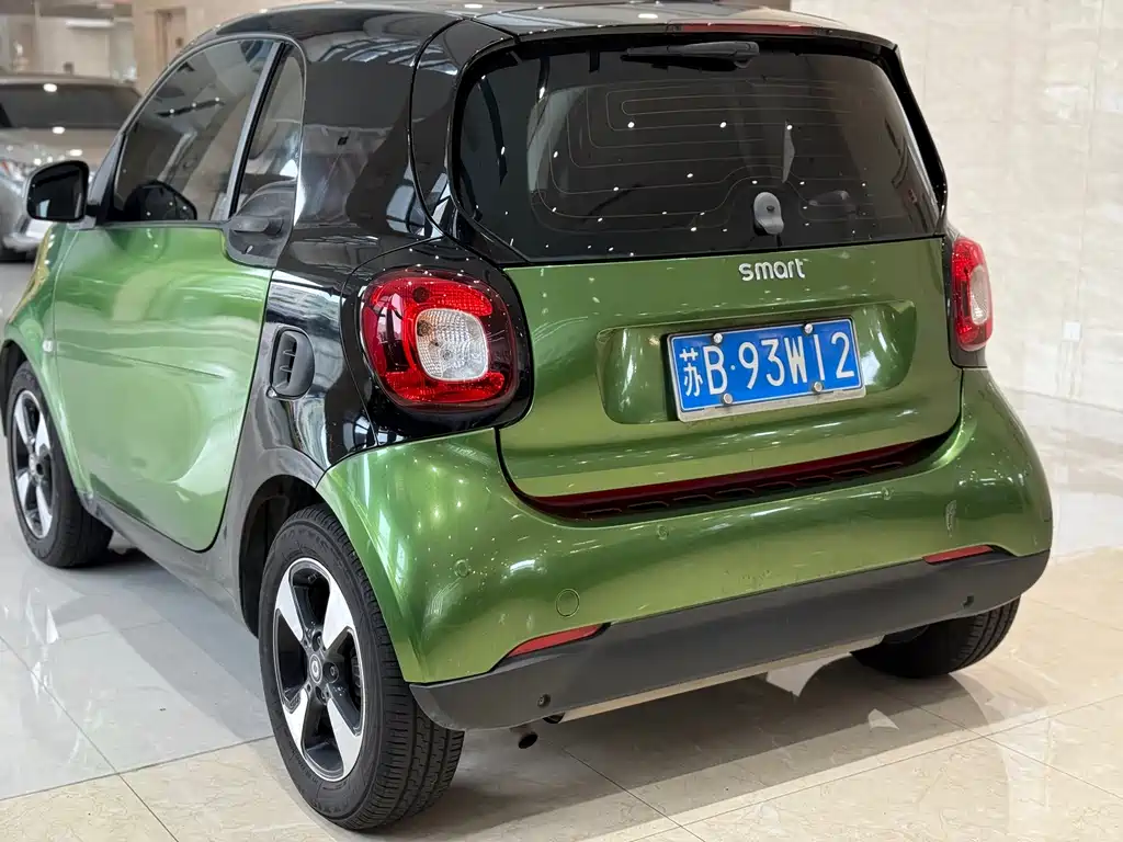 smart fortwo 2018 — фото 18