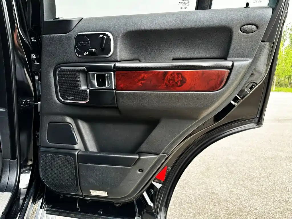 Land Rover Range Rover 2012 — фото 16