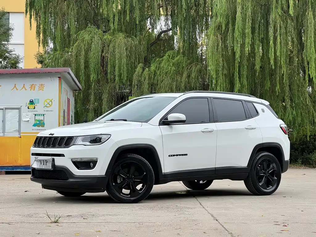 Jeep Compass 2020 — фото 1