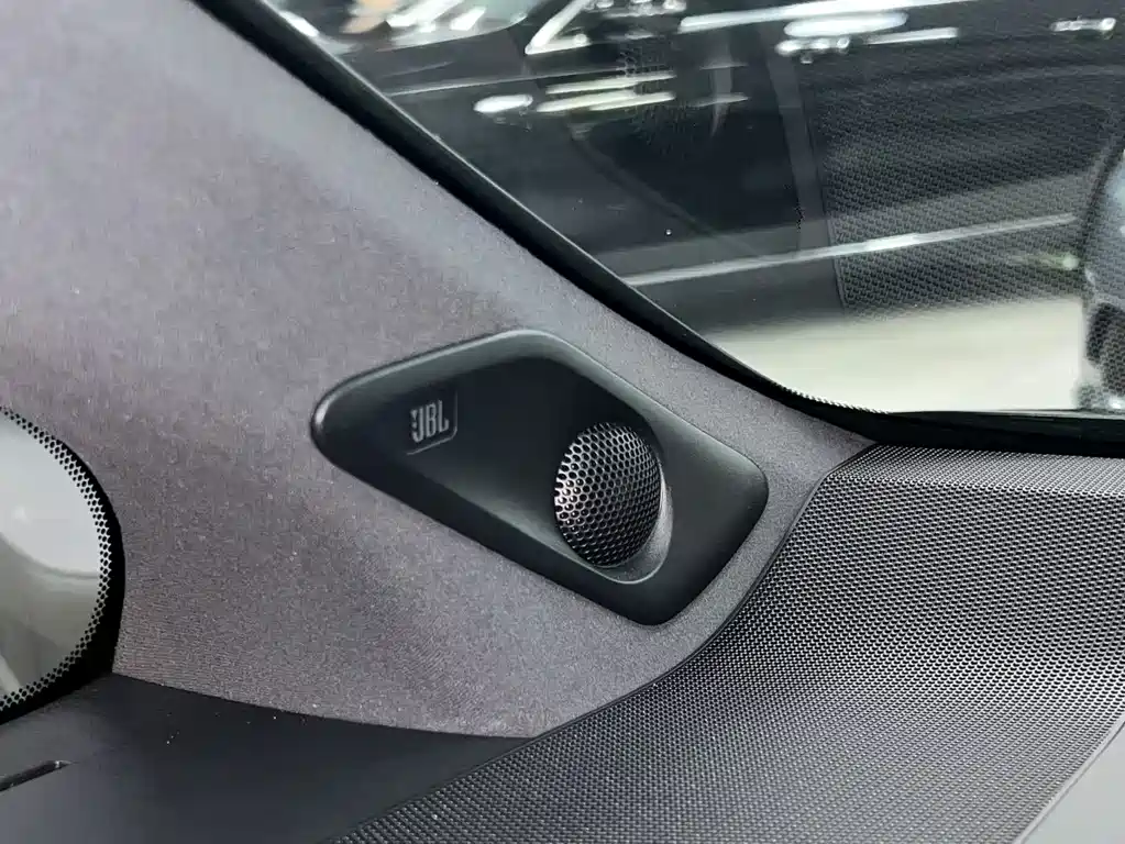 Toyota Vellfire 2025 — фото 18