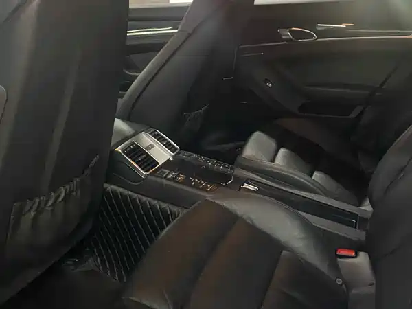 Porsche Panamera 2014