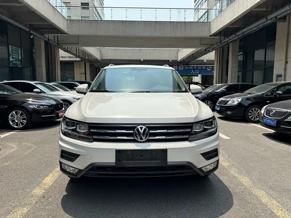 Volkswagen Tiguan L 2019 — фото 2