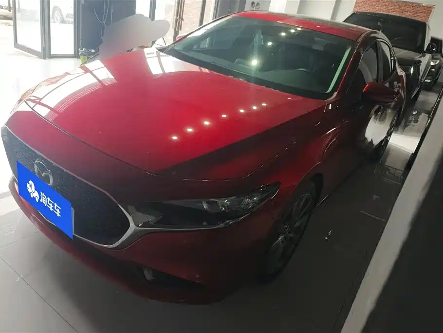 Mazda 3 Axela 2024